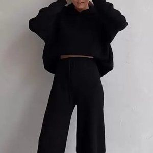 Black Women's Solid Colour 2-piece Lounge Sets